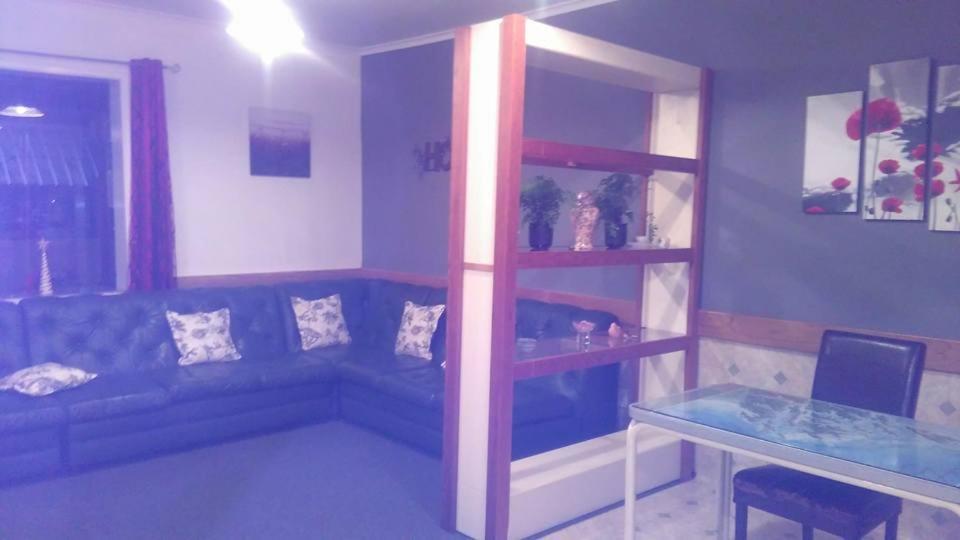 Piwaka Lodge Пиктън Екстериор снимка