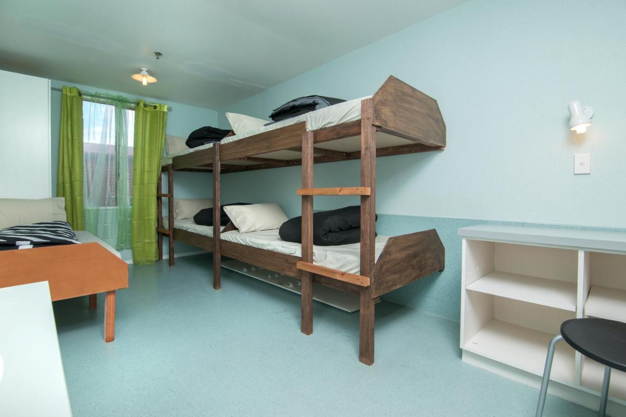 Piwaka Lodge Пиктън Екстериор снимка